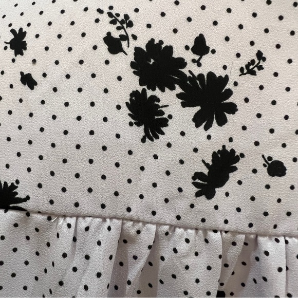 Banana Republic Factory Dainty Flowers & Polka Dots Pullover Perfect Work Blouse - Picture 9 of 10
